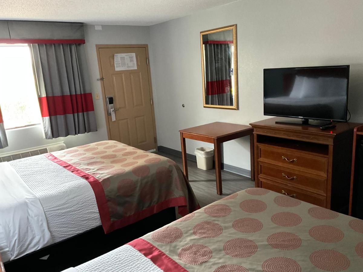 Hotel Ramada By Wyndham Macon Exterior foto